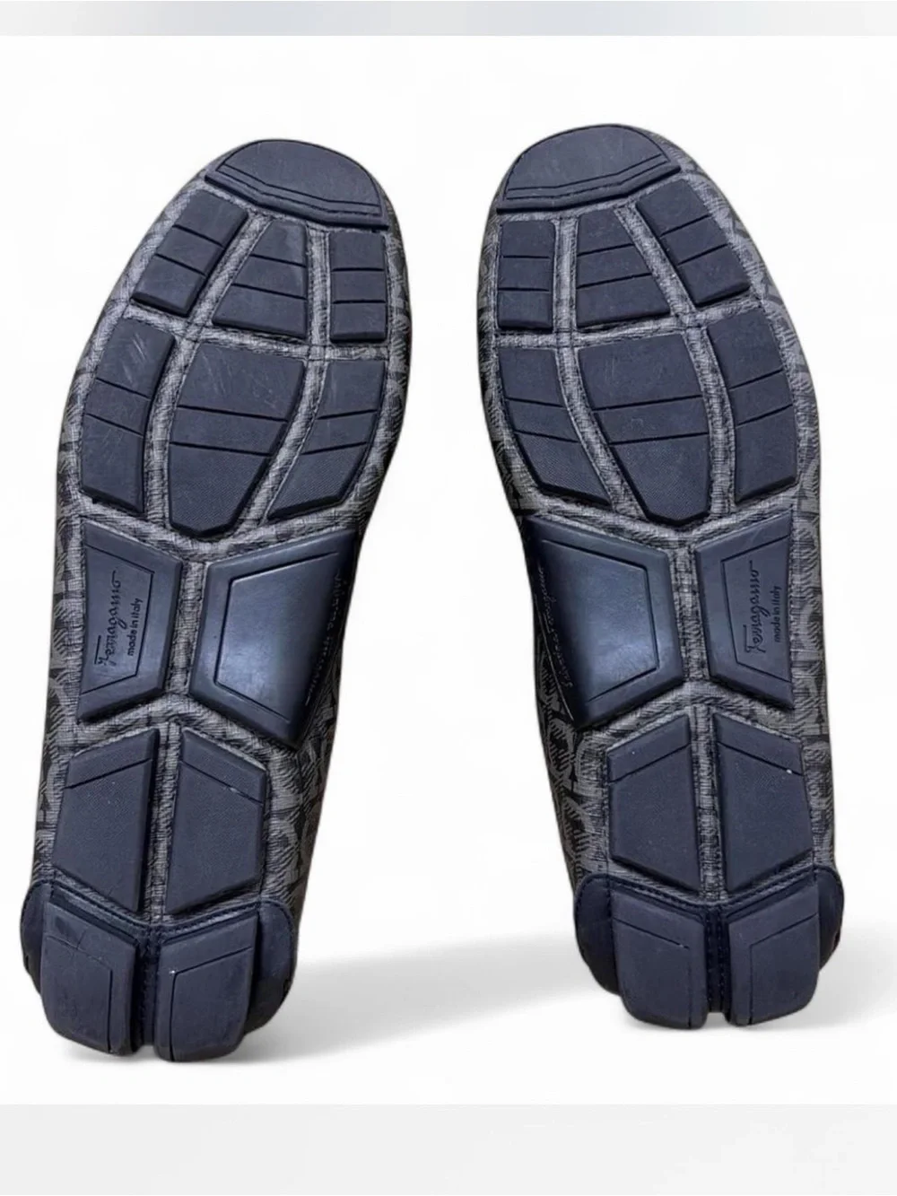 Salvatore Ferragamo without looks durable
